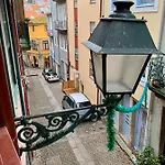 Charming In Historic Downtown Appartamento *