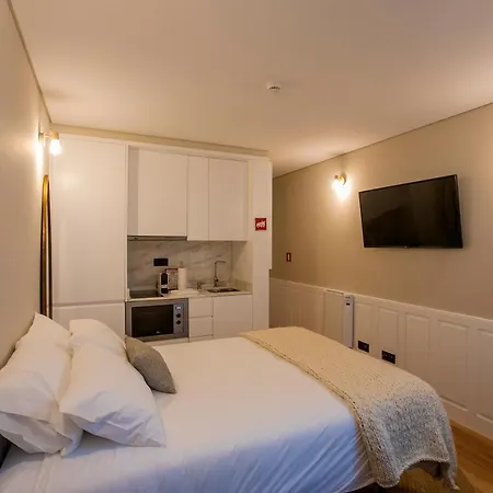 Apartment Charming In Historic Downtown Porto